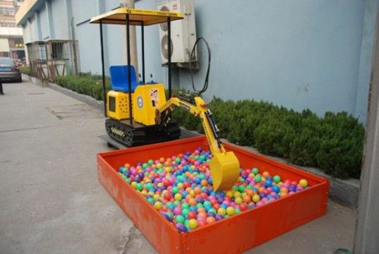 點擊查看詳細信息<br>標題：旋轉90度游樂挖掘機 閱讀次數：3523