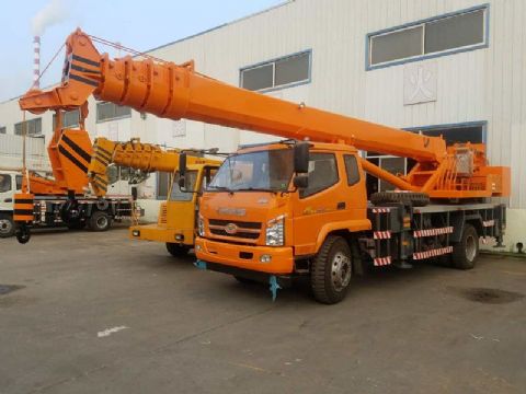 點(diǎn)擊查看詳細(xì)信息<br>標(biāo)題：16噸唐駿汽車吊 閱讀次數(shù)：2518